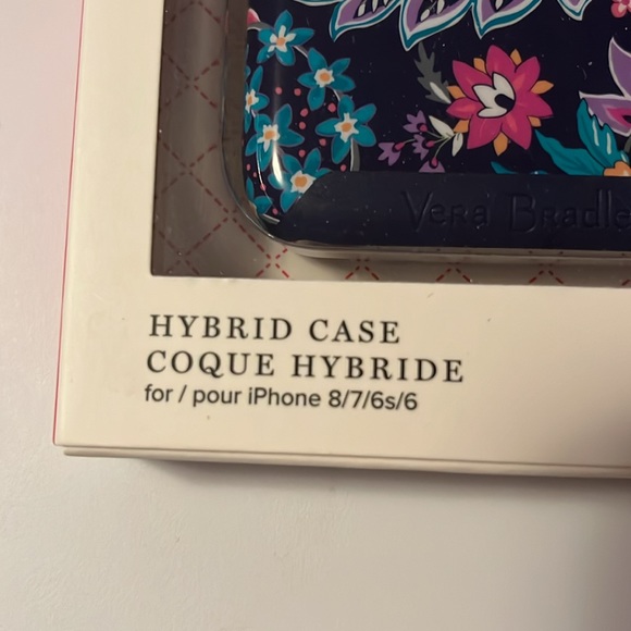 Vera Bradley French Paisley iPhone Case for iPhone 8/7/6/6S/SE 2020/SE 2022 - Picture 2 of 11